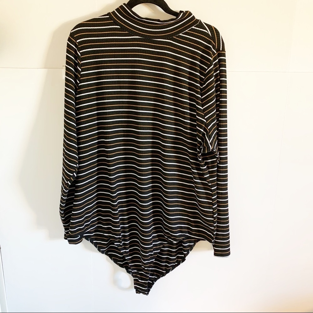 Nordstrom Brass Plum Plus Turtleneck ! Size 4x Bodysuit